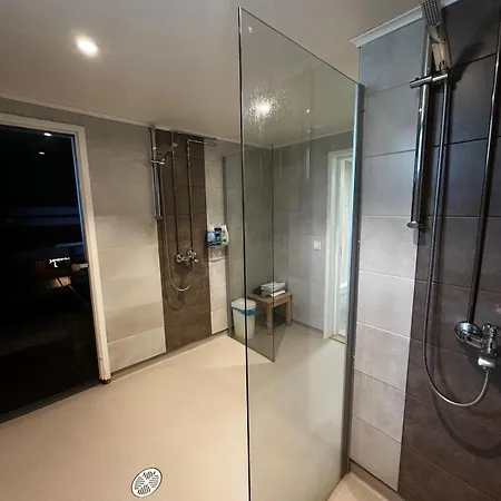 Jaeaeskaen Loma, Kojolapark Luiska-hostelli 旅馆