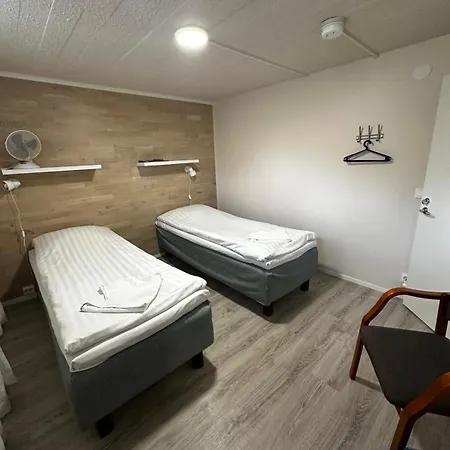 Vandrarhem Jaeaeskaen Loma, Kojolapark Luiska-hostelli