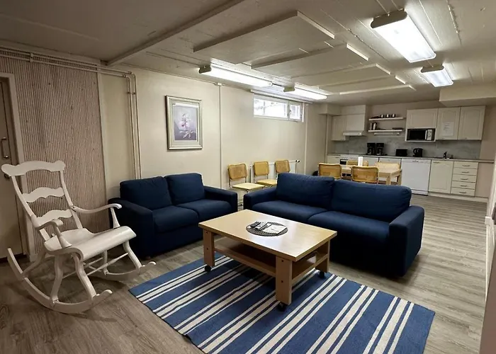 Jaeaeskaen Loma, Kojolapark Luiska-hostelli *