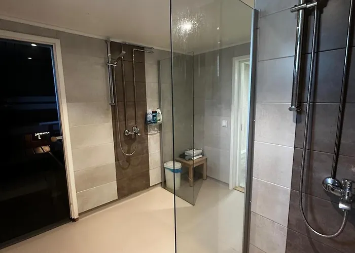 Jaeaeskaen Loma, Kojolapark Luiska-hostelli Hostel